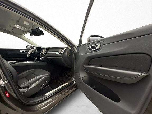 Volvo XC60 24 of 30