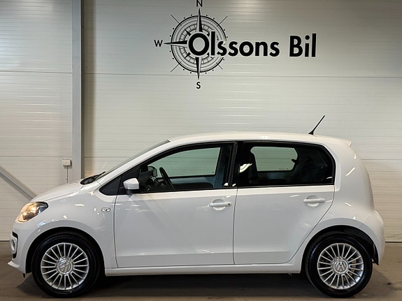 Volkswagen UP! 4 of 15