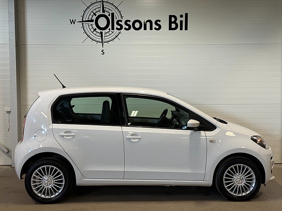 Volkswagen UP! 8 of 15