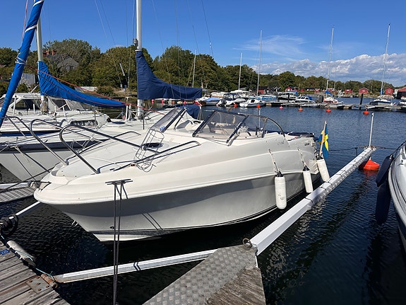 Quicksilver 640 CRUISER Active 2011 24 fot 2 of 14