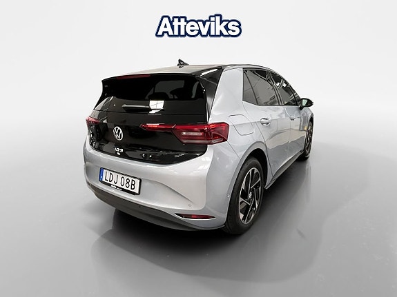 Volkswagen ID.3 3 of 15