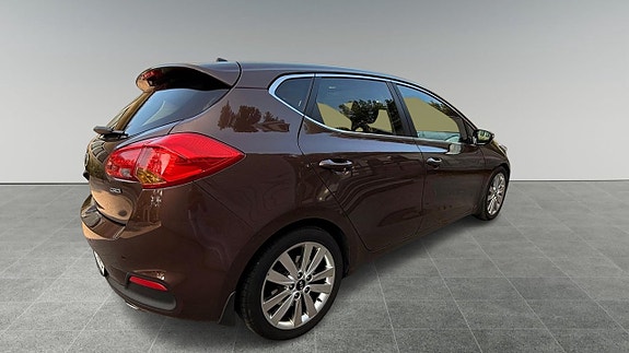 Kia Ceed 4 of 13