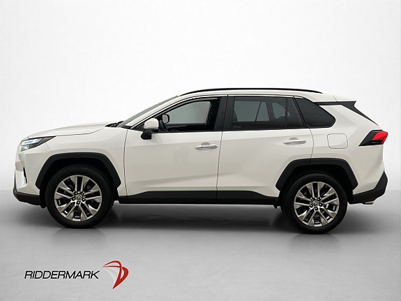 Toyota RAV4 5 of 30