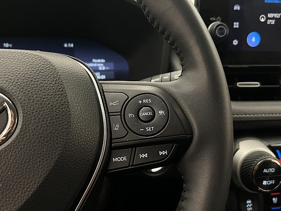 Toyota RAV4 19 of 30