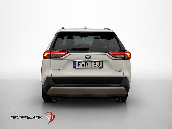 Toyota RAV4 7 of 30
