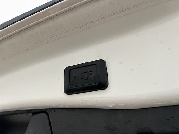 Toyota RAV4 28 of 30