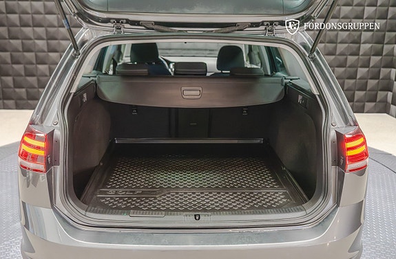 Volkswagen Golf Alltrack 7 of 26