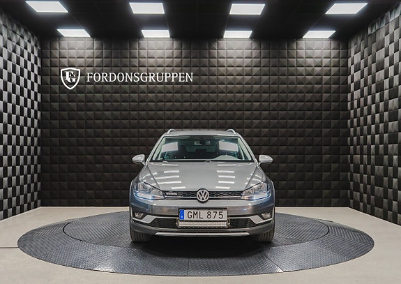 Volkswagen Golf Alltrack 13 of 26