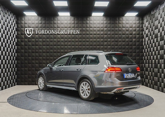 Volkswagen Golf Alltrack 4 of 26