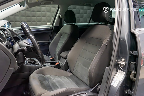 Volkswagen Golf Alltrack 15 of 26