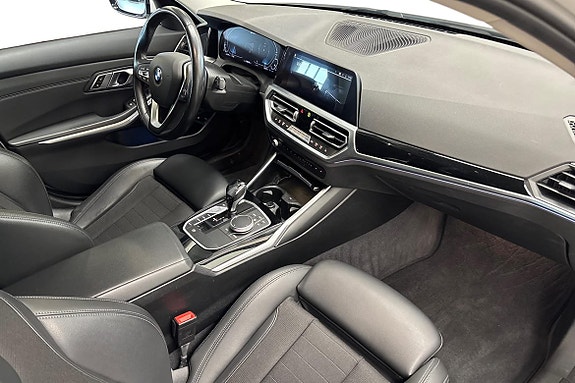 BMW 330e 7 of 19