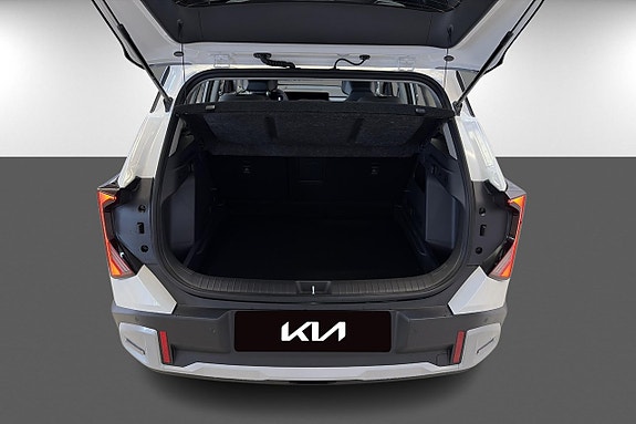 Kia Seltos 14 of 16
