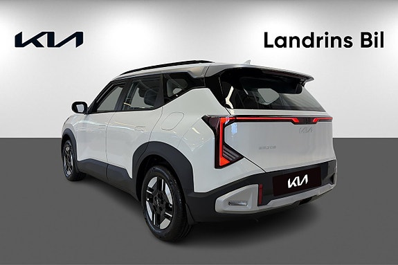 Kia Seltos 6 of 16