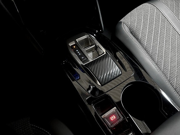 Peugeot 2008 13 of 18