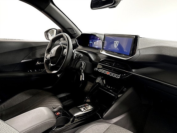 Peugeot 2008 14 of 18
