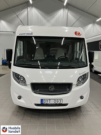 Eura Mobil IL 720 EBF / Låga långbäddar / AC bodel 2 of 14