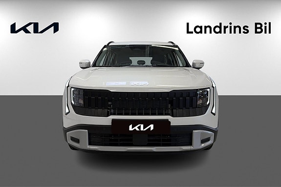 Kia Seltos 2 of 16