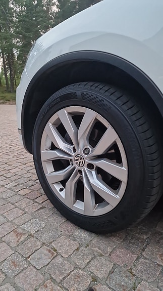 Volkswagen Touareg 7 of 8