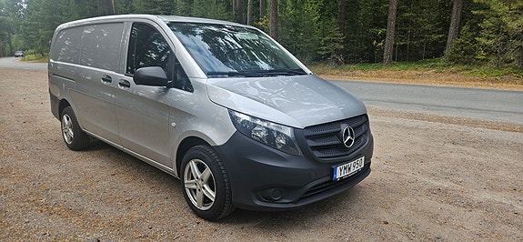 Mercedes-Benz Vito 114 3 of 11