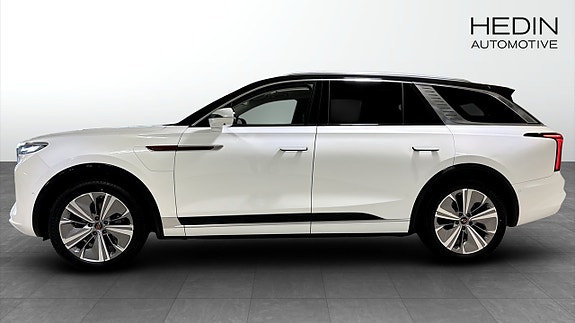 Hongqi E-HS9 6 of 13