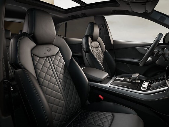 Audi Q8 5 of 6