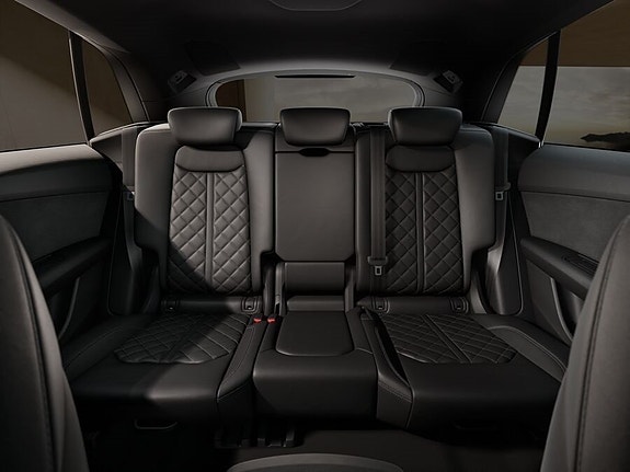 Audi Q8 6 of 6