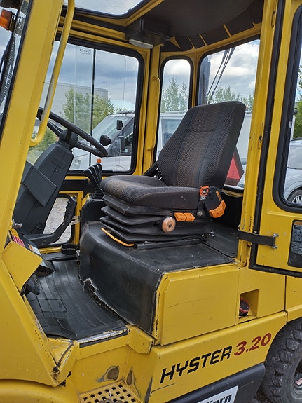 Hyster H3.20XML 3 of 5