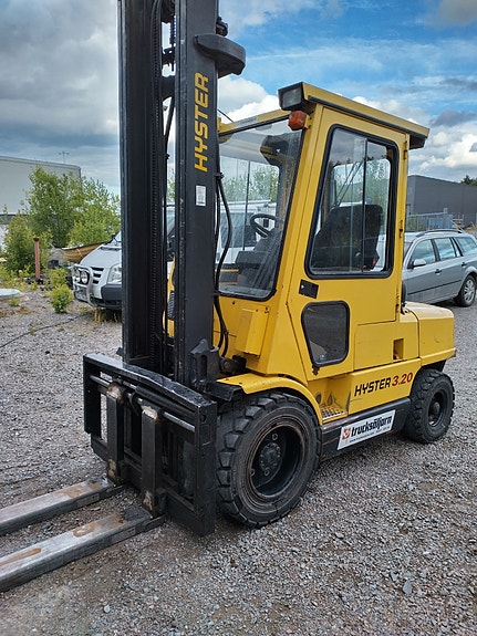 Hyster H3.20XML 2 of 5