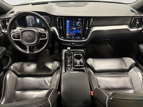 Volvo S60 11 of 26