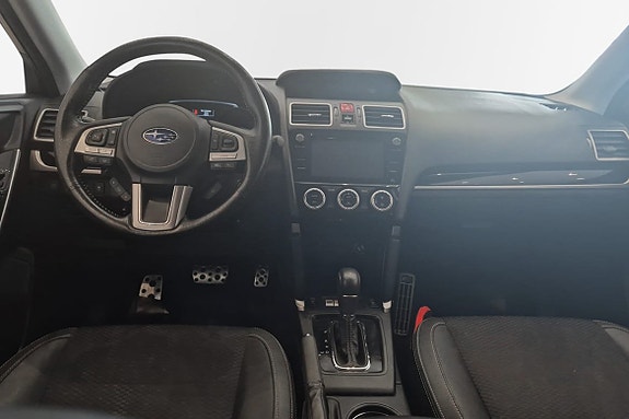 Subaru Forester 8 of 10