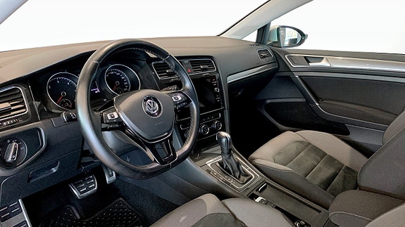 Volkswagen Golf I 7 of 16