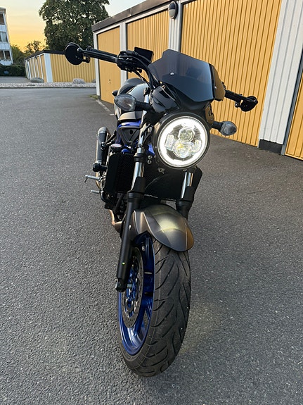 Suzuki SV650 4 of 13