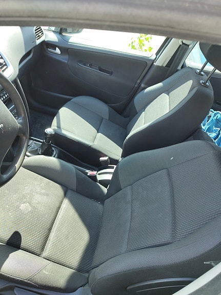 Peugeot 207 3 of 5