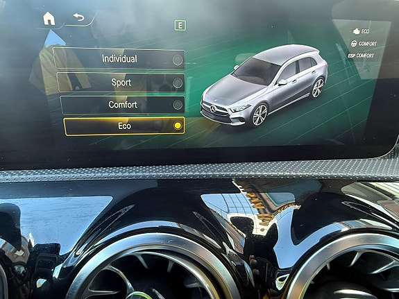 Mercedes-Benz A250 17 of 30