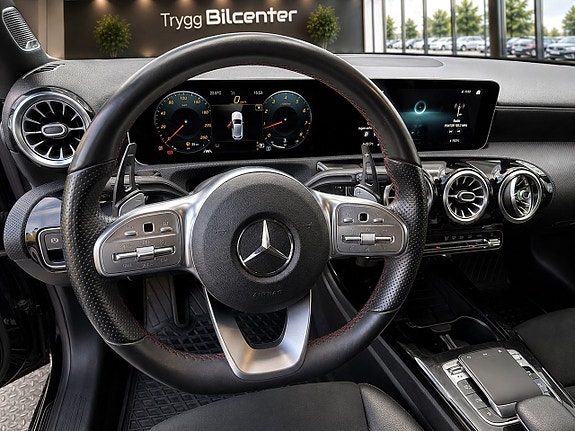 Mercedes-Benz A250 11 of 30