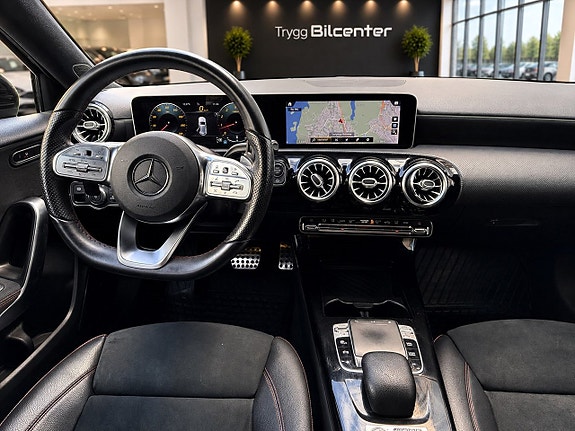 Mercedes-Benz A250 14 of 30