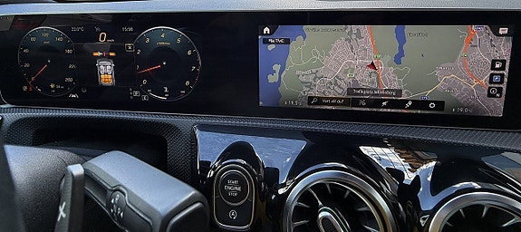 Mercedes-Benz A250 16 of 30