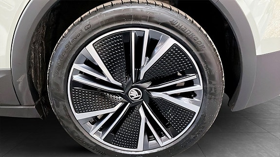 Skoda Elroq 11 of 12