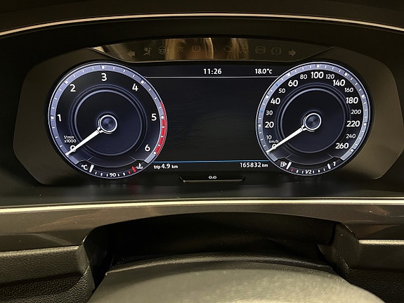 Volkswagen Tiguan 14 of 17