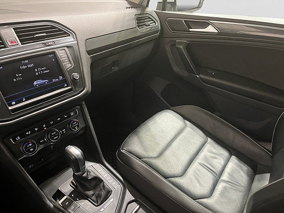 Volkswagen Tiguan 15 of 17