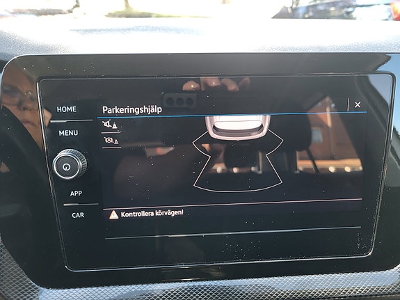 Volkswagen T-Cross 3 of 6