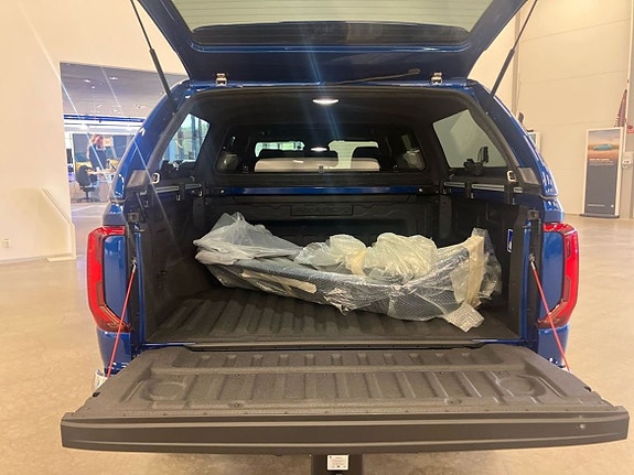 Volkswagen Amarok 13 of 15