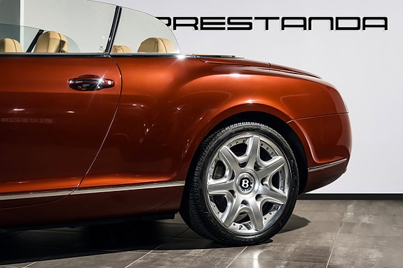 Bentley Continental GTC 10 of 30