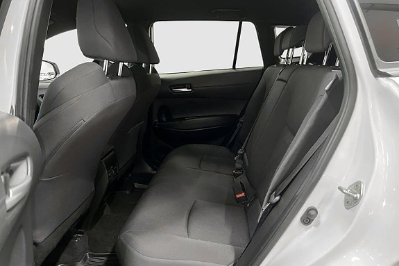 Toyota Corolla Cross 9 of 12