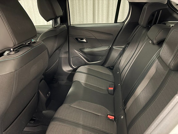 Peugeot 208 6 of 14
