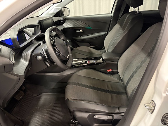 Peugeot 208 7 of 14