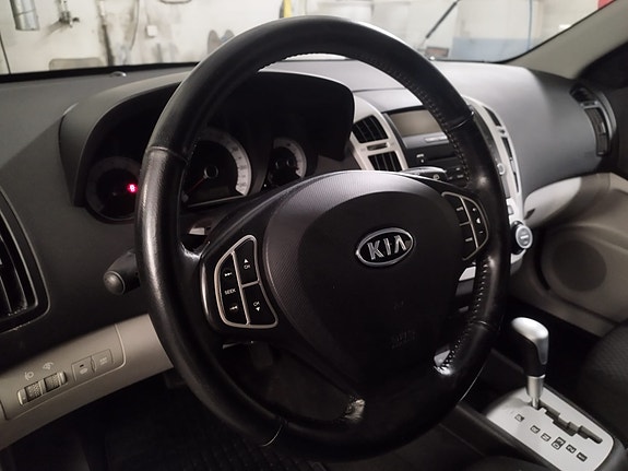 Kia Ceed 13 of 23