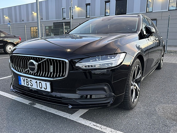 Volvo V90 2 of 8