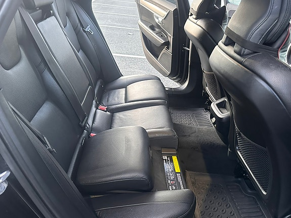 Volvo V90 7 of 8
