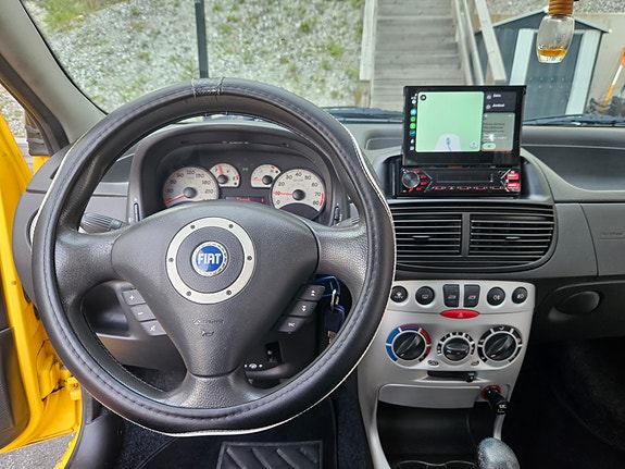 Fiat Punto 7 of 9